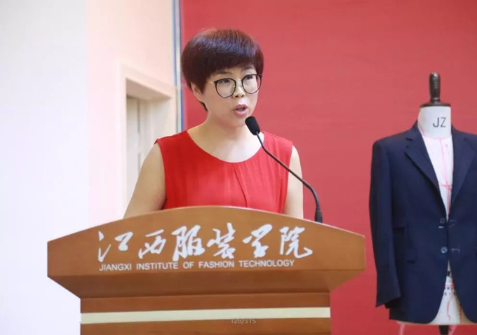 富怡集團天津寶盈電腦機械有限公司總經理王俊玲致辭 富怡集團天津寶盈電腦機械有限公司總經理王俊玲致辭