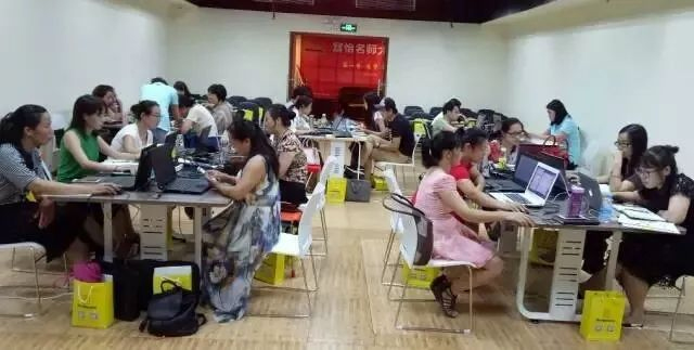 富怡服裝/繡花CAD/CAM技術培訓 富怡服裝/繡花CAD/CAM技術培訓