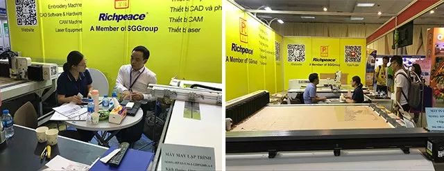 耐心向客戶講解富怡展機 耐心向客戶講解富怡展機