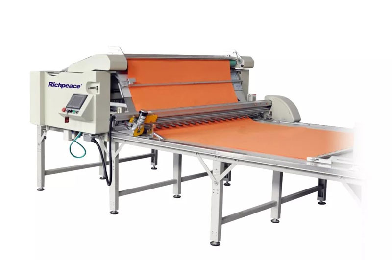 富怡全自動鋪布機 全自動鋪布機.jpg