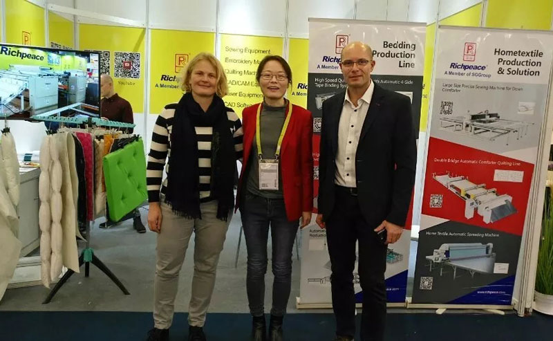 展會合影留念 展會合影留念