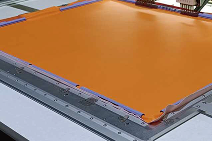 富怡全自動旋轉機頭沖繡縫一體機(輕型6沖刀+9色繡花+旋轉縫紉) 富怡全自動旋轉機頭沖繡縫一體機(輕型6沖刀+9色繡花+旋轉縫紉)